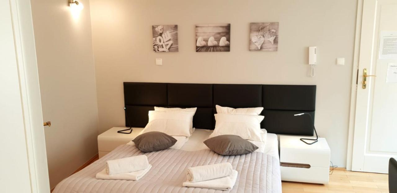 Aparthotel Old City Krakow Luaran gambar