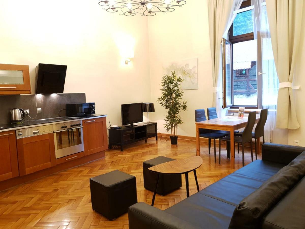 Aparthotel Old City Krakow Luaran gambar